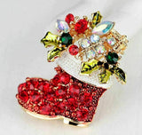 Stunning diamonte gold plated vintage look christmas santa boot brooch pin b49a