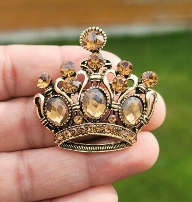 Jubilee crown brooch vintage look queen broach stunning gold plated pin kk4  new