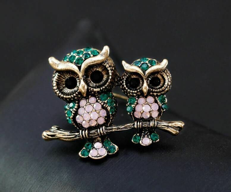 Vintage Owl Brooch Stunning Vintage Look Gold Plated Retro Owl