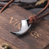 Never Fade Wolf Fang Tooth Spike Pendant Necklace Men Women Animal Tooth Leather Rope Necklace Fashion Fitness Jewelry