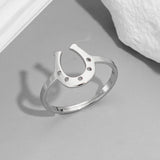 fashion Stainless Steel U Shape Geometric rings for women Simple Horse Shoe adjustable open rings Jewelry gifts 2024	Fashion Sta