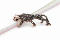 Stunning Vintage Look Rose Gold plated Retro Leopard Celebrity Brooch Broach Pin