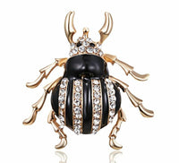 Stunning diamonte gold plated vintage look beetle christmas brooch cake pin nn1