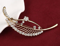 Leaf brooch vintage look gold plated zodiac broach astrology good luck pin k30