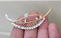 Leaf brooch vintage look gold plated zodiac broach astrology good luck pin k30