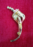 Stunning diamonte gold plated lily flower brooch broach cake pin for suits hats