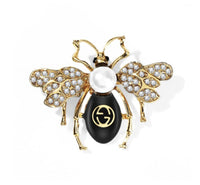 Celebrity honey bee brooch vintage look broach gold silver plated designer pin