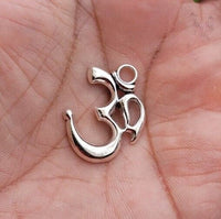 Om pendant hindu ohm power necklace silver plated evil eye protection shield k49G