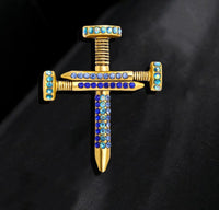 King cross nail brooch vintage look gold plated celebrity broach queen pin i4