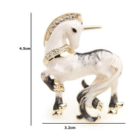 Unicorn brooch white enamel vintage look celebrity broach gold plated pin ggg95
