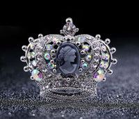 Crown brooch stunning vintage look silver plated stones royal princess design g1