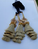 Indian punjabi pranda mehndi jagoo mirror bridal patiala paranda hair braids h5
