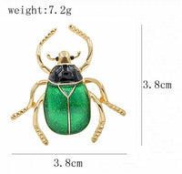 Vintage look gold plated green beetle brooch suit coat broach collar pin gift b3