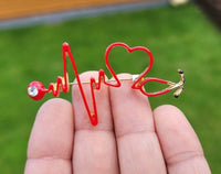 Doctor brooch vintage look gold plated celebrity nhs broach heart beat pin u26