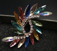 Multicolour design big brooch vintage look gold plated suit coat broach pin gg20