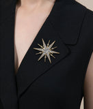 Starburst celebrity brooch pin stunning vintage look gold plated broach jjj35g