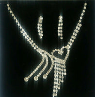 Elegant and stylish bollywood silver plated stunning diamante heart necklace