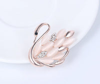 Swan brooch rose gold plated vintage look stunning diamonte christmas pin jjj9