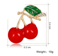 Stunning diamonte gold plated vintage look red cherry christmas brooch cake pin