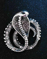 Stunning vintage look silver plated cobra snake design brooch broach pin b48o