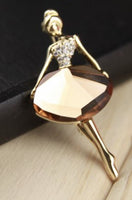 Dance girl brooch stunning vintage look gold plated suit coat broach pin ggg74