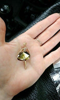 Dance girl brooch stunning vintage look gold plated suit coat broach pin ggg74