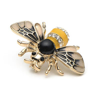 Stunning vintage look gold plated gold honey bee brooch suit coat broach pin g72