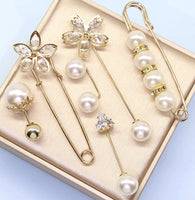 Six piece brooch set vintage look design queen broach gold plated pin new ggg104