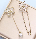 Six piece brooch set vintage look design queen broach gold plated pin new ggg104