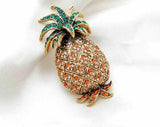 Stunning vintage look gold plated pineapple designer brooch broach cake pin b51