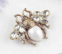 Stunning vintage look gold plated honey bee brooch suit coat broach pin z7b