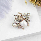 Stunning vintage look gold plated honey bee brooch suit coat broach pin z7b