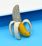 Banana brooch celebrity broach stunning vintage look gold plated queen pin i8