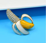 Banana brooch celebrity broach stunning vintage look gold plated queen pin i8