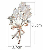 Stunning vintage look gold plated celebrity opal stone flower brooch broach pin