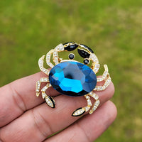 Stunning Vintage Look Gold Plated Blue CRAB Designer Brooch Broach Cake Pin B54