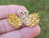 Swan Couple Brooch Gold Plated Stunning diamonte LOVE Celebrity Queen pin S27