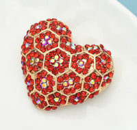 Red Heart Celebrity Brooch Stunning Vintage Look Retro Style Love Broach Pin D2R