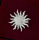 Stunning vintage look silver plated sun shaped brooch suit coat broach pin b12