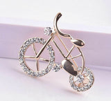 Stunning vintage look gold plated cycle bike brooch suit coat broach pin ha17