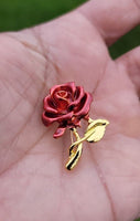 Rose flower brooch celebrity valentines day pin vintage look queen broach s16