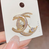 Double moon brooch vintage look gold plated celebrity broach queen pin s25 new