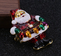 Santa Claus XMas Brooch Vintage look Gold plated broach Celebrity Queen pin i24