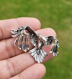 Flying Eagle Brooch Gold or Silver Plated Vintage Look Royal Bird Pin Broach K18K Unisex Celebrity design