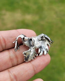 Flying Eagle Brooch Gold or Silver Plated Vintage Look Royal Bird Pin Broach K18K Unisex Celebrity design