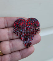 Red Heart Celebrity Brooch Stunning Vintage Look Retro Style Love Broach Pin D5R