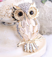 Owl brooch vintage look gold plated celebrity broach queen royal pin u3 opal new