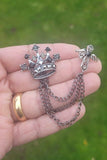 King crown cross lucky vintage look silver plated celebrity broach queen pin s5