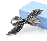 Bow brooch vintage look silver plated stunning high end design broach pin u10
