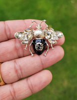 Honey Bee Brooch Vintage Look Queen Broach Gold Plated Celebrity Hollywood Pin T